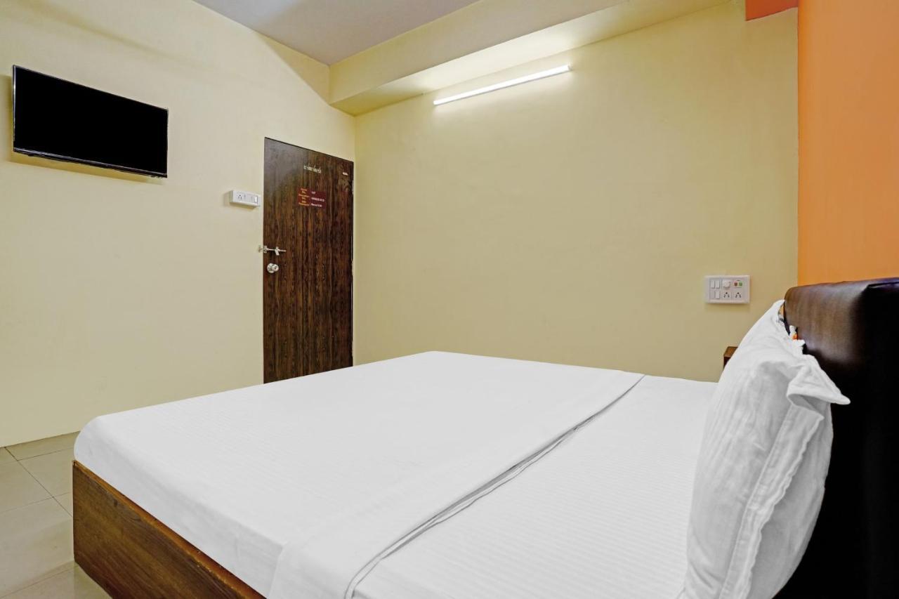 Hotel O Nova Rooms Сурат Екстер'єр фото