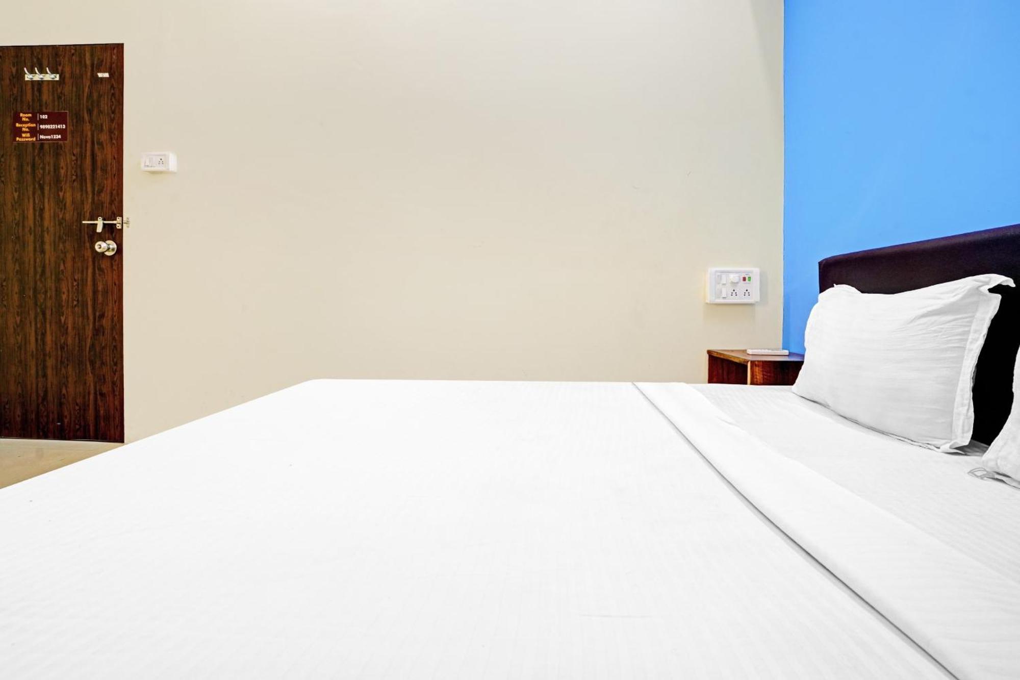 Hotel O Nova Rooms Сурат Екстер'єр фото