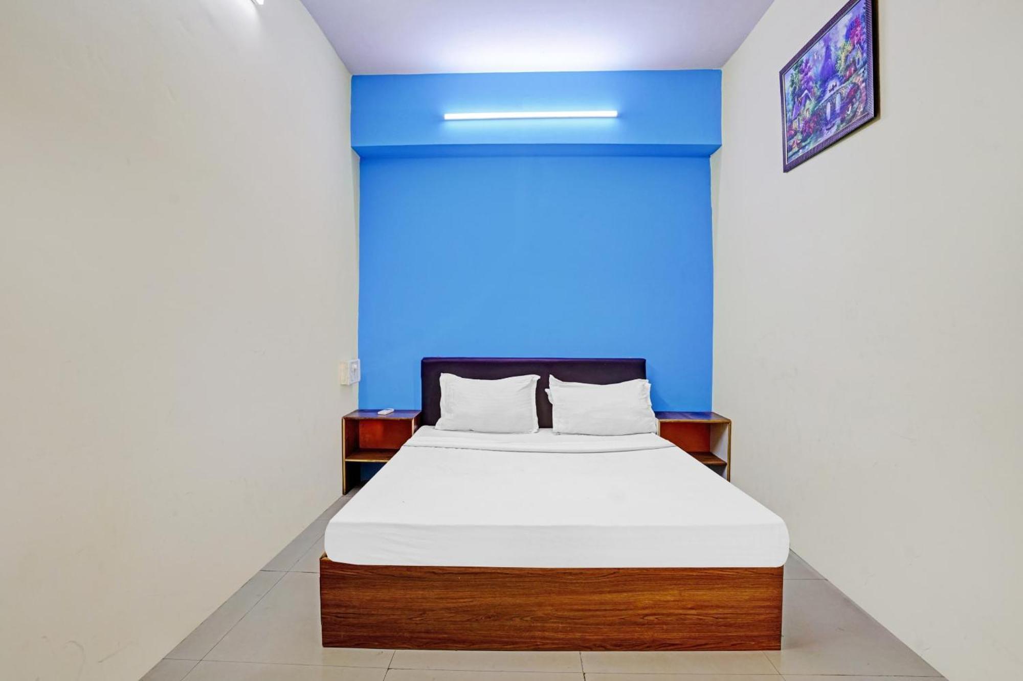 Hotel O Nova Rooms Сурат Екстер'єр фото